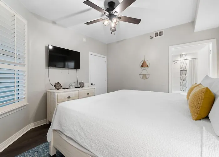 Colony Tower 1c Holiday home Pensacola